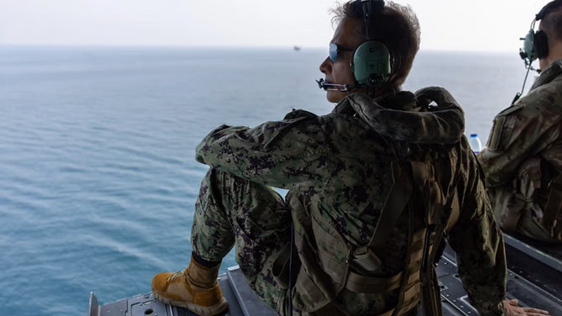 CENTCOM-un komandanı: Hörmüz boğazı üzərindən uçdum, SEPAH-ı görə bilmədim