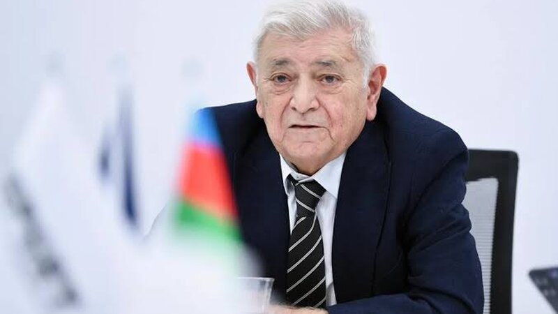 Aqil Abbas Ağdamdakı ata yurdundan danışdı, Sahibə Qafarova cavab verdi