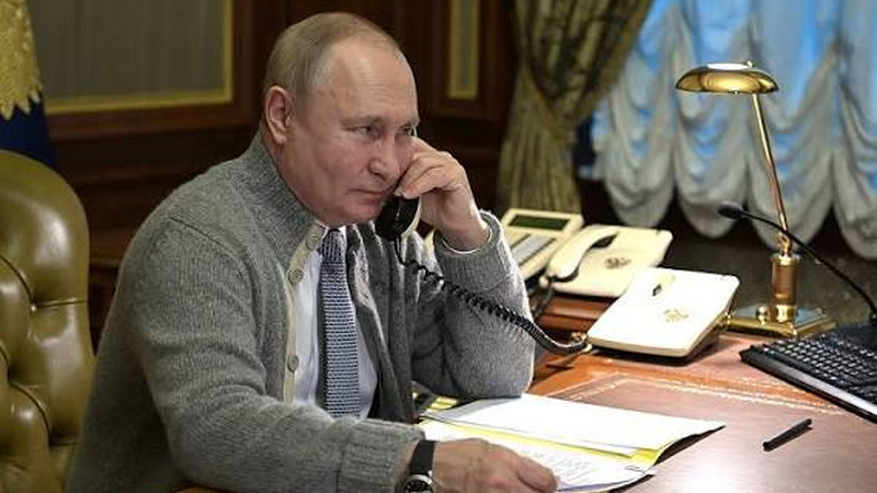 Kreml: Makron və ya Merts zəng etsə, Putin telefonu götürəcək