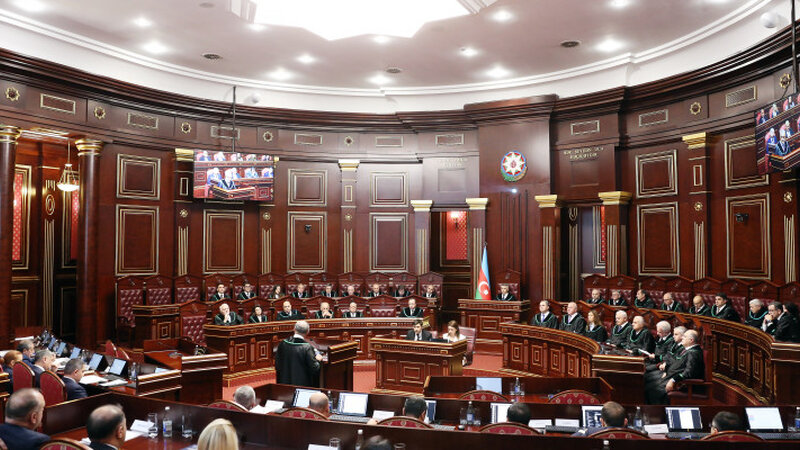 Ali Məhkəmə Plenumunun növbəti iclası keçirildi -
