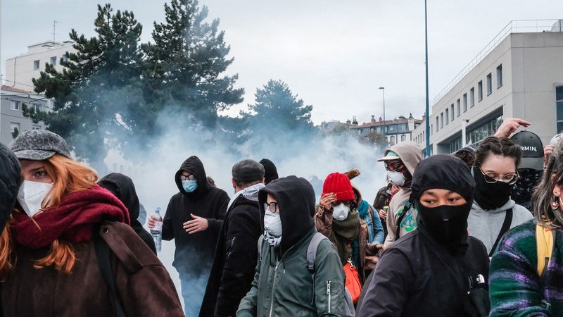 Parisin mərkəzində etiraz aksiyası qadağan edildi