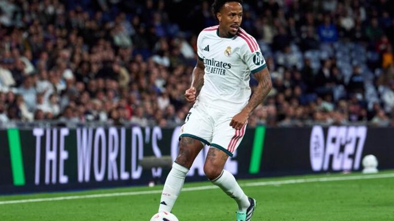 "Real Madrid"in futbolçusunun evi "Barselona" ilə oyun zamanı qarət edildi