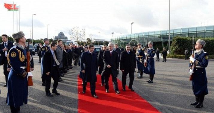 Əhməd Davudoğlunun Azərbaycana səfəri başa çatdı