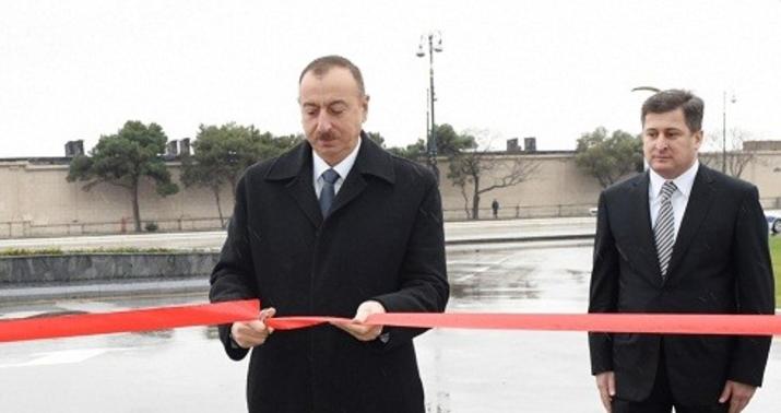 İlham Əliyev yeni mərkəzin açılışında