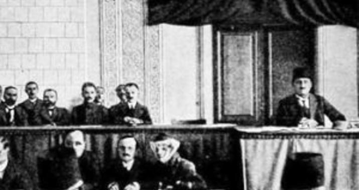 Şərqdə ilk parlamentin yaradılmasından 97 il ötdü
