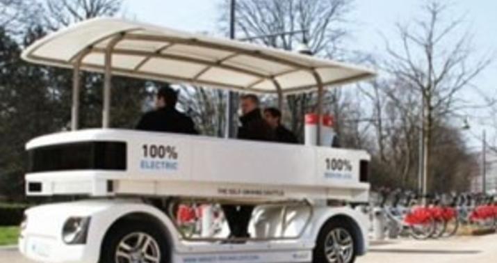 Sürücüsüz avtomobillər smartfonların köməyi ilə oğurlana bilər