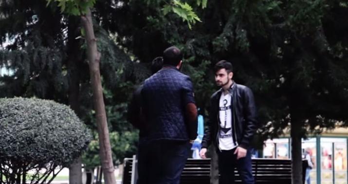Bakıda "mavi"ni belə döydülər - VİDEO