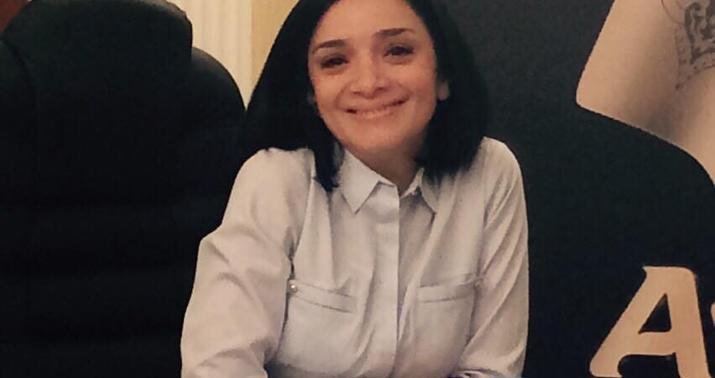 Bağlı qapılar arxasında...