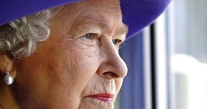 Britaniya kraliçası evini kurayəyə verir