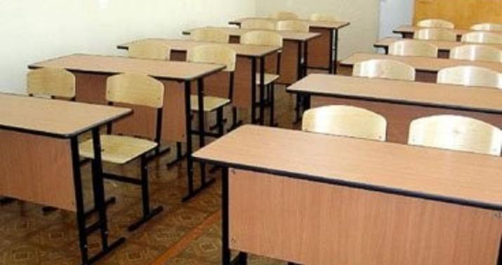 Orta məktəblərdə ağlagəlməz qanun pozuntuları aşkarlandı