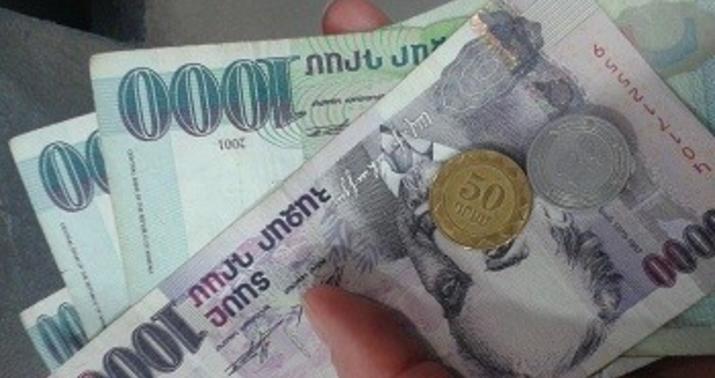 Ermənistanda yoxsulluq həddi yüksəlir