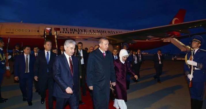 Ərdoğan Bakıya gəldi - FOTO