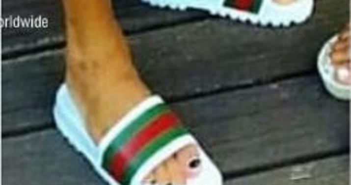 Ronaldo dırnağına boya vurdu  - FOTOLAR