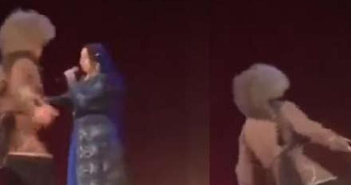 Çeçenistanda rəqqas konsert zamanı öldü  - VİDEO