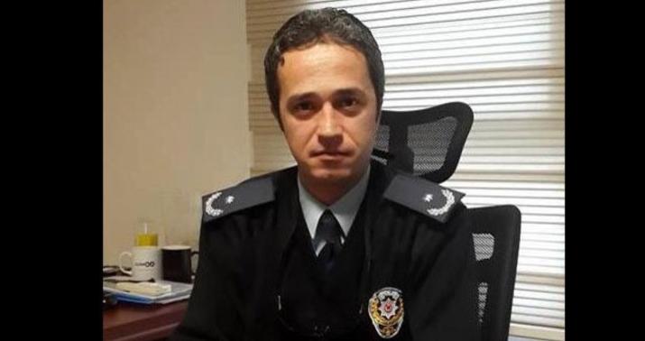 Polis rəisi Facebook-da 3 status yazıb intihar etdi - FOTO