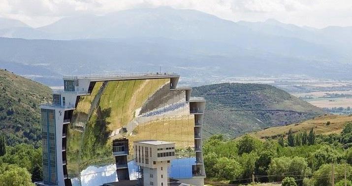 Ən böyük günəş sobası - FOTO