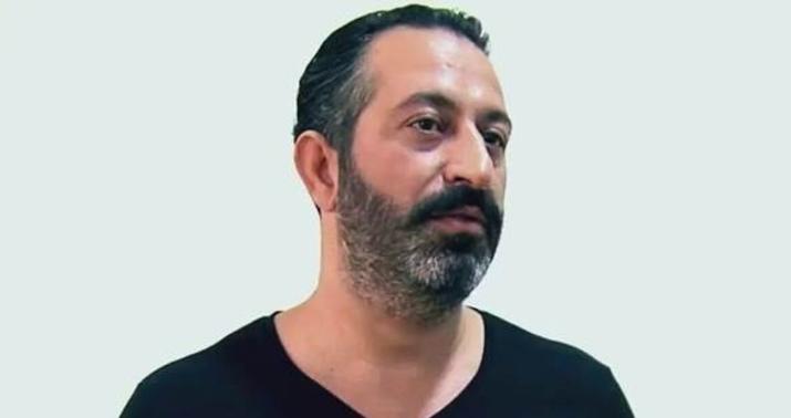 Cem Yılmazın saytına hücum oldu