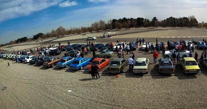Klassik avtomobillər rallisi - FOTOREPORTAJ