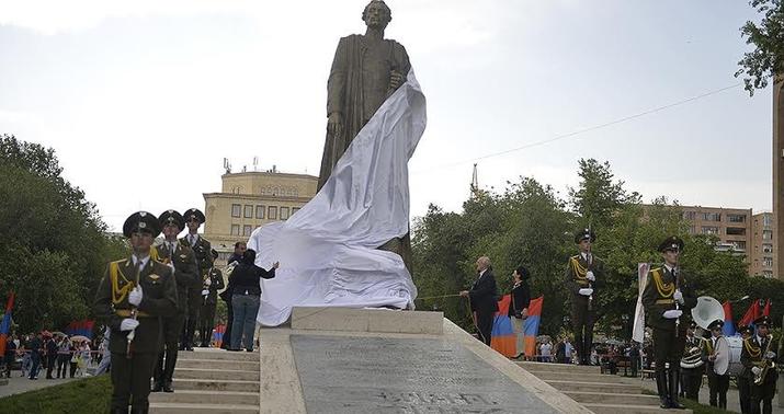 Qarigen Njdenin kimliyini ifşa edən mənbələr - FOTO