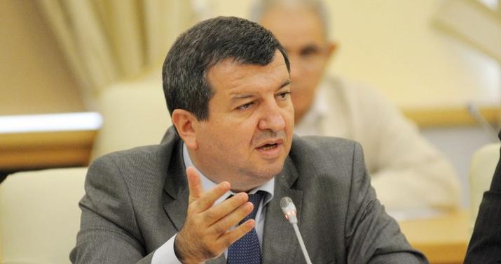 “PKK-nı dəstəkləyənlərə mandat verilməməli idi”  - Toğrul İsmayılla müsahibə