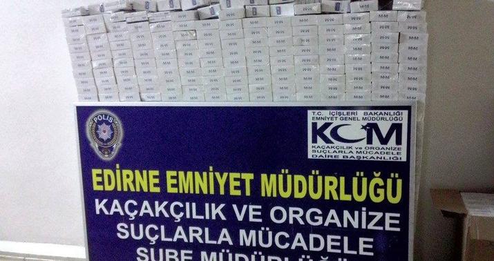 Qeyri-adi cinayət:  Cehizin içindən siqaret və narkotik çıxdı