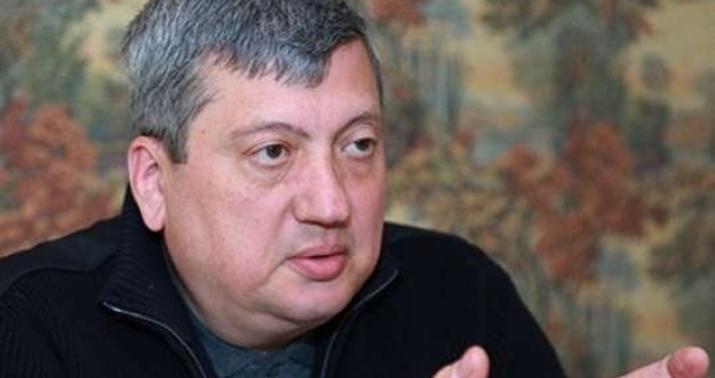 “Bu, şərəfsiz insanın şərəfli sürgünüdür” - Tofiq Zülfuqarovla MÜSAHİBƏ