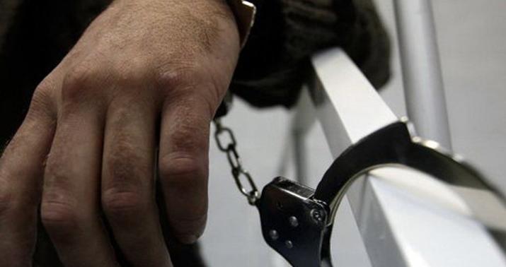 Binəqədidə evləri qarət edən “zek” yaxalandı