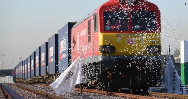 Ingiltərədən Çinə ilk yük qatarı yola çıxdı