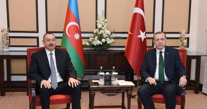 Prezident İlham Əliyev türkiyəli həmkarı ilə görüşdü  - FOTO