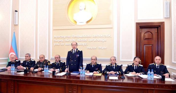 Ötən il məhkəmə icraçıları 548 milyon manat vəsait ödətdiriblər