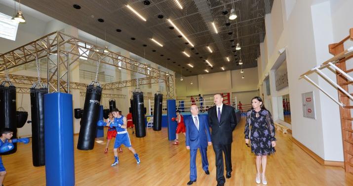 Prezident və xanımı Boks Federasiyasının yeni binasının açılışında