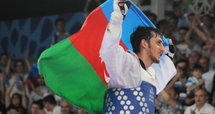 Taekvondo: Prezident İlham Əliyev Radik İsayevin qızıl medalını təqdim etdi- YENİLƏNİB