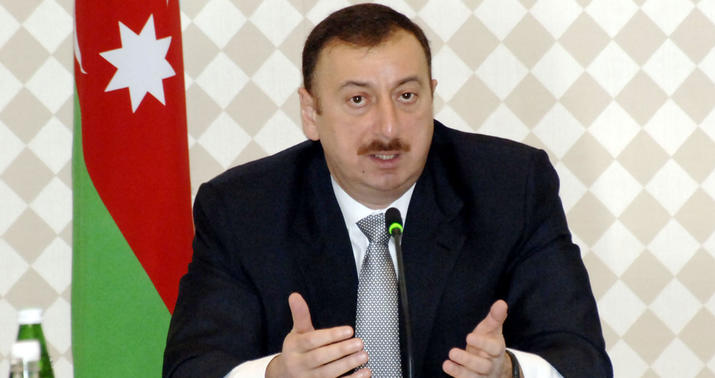 Prezident Fransanın keçmiş xarici işlər nazirini qəbul etdi