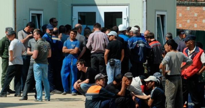 Rusiyadan miqrantlara daha bir QADAĞA