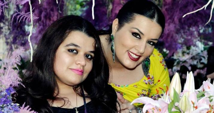 Elza Seyidcahanın qızı iş adamına nişanlandı