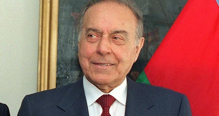 Ulu öndərimiz Heydər Əliyevin anım günüdür