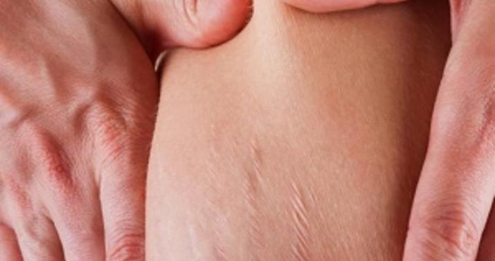 Xotin erining oldida sikishadi