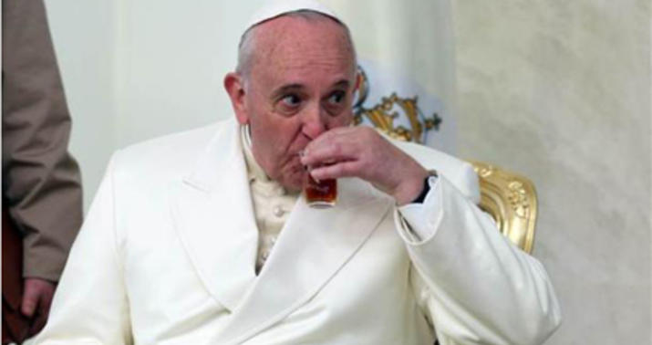 Papa ermənilərin yanında