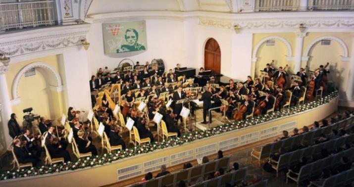 Qara Qarayev VI müasir musiqi festivalının açılışı oldu