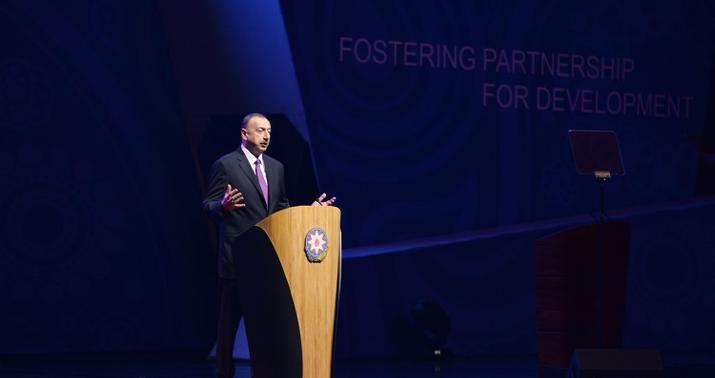 Prezident İlham Əliyev: Manatın məzənnəsi nəzarət altında olacaq