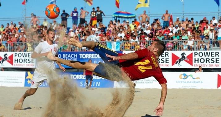 Sabahdan çimərlik futbolu üzrə yarışlar başlayır