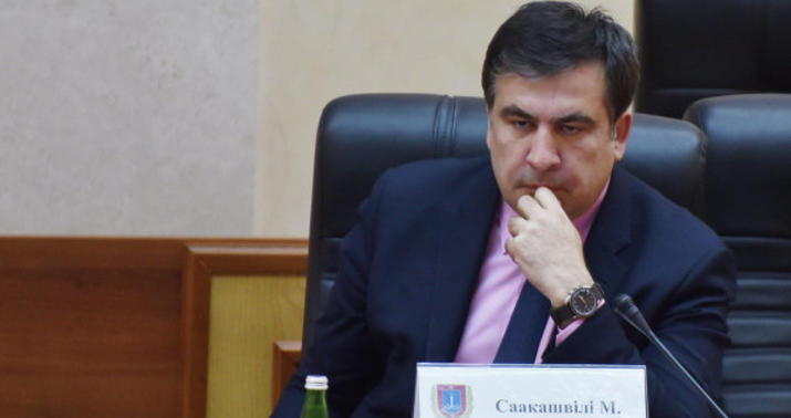 Saakaşvili: O məni öldürməklə təhdid edir