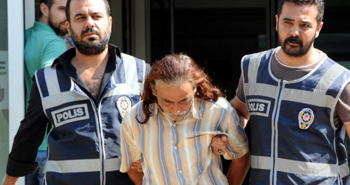 Ata qızına təcavüz etdi, ana isə doğulan körpələri itlərə yem etdi - DƏHŞƏTLİ CİNAYƏT