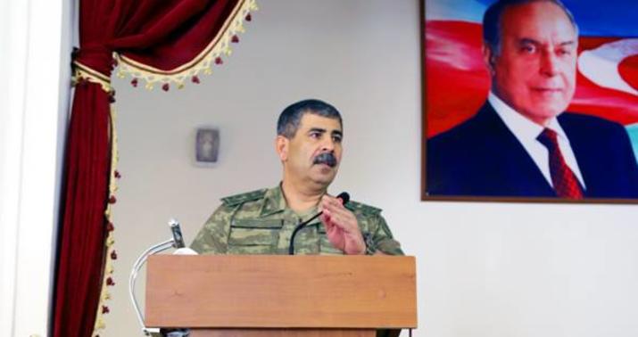 Zakir Həsənov cəbhə bölgəsindəki zabitlərə tapşırıqlar verdi