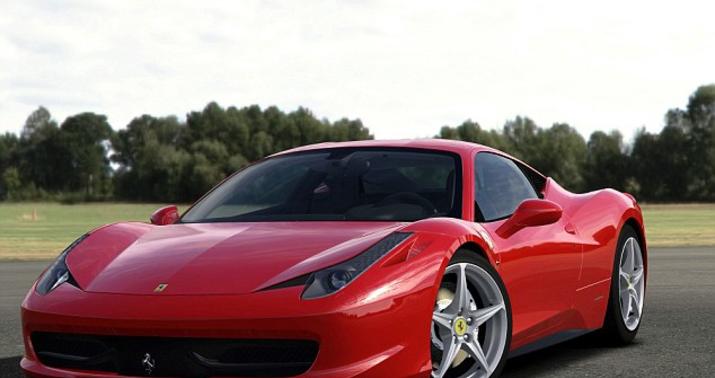 Yeni avtomobil almaq üçün "Ferrari"sini yandırdı - FOTO