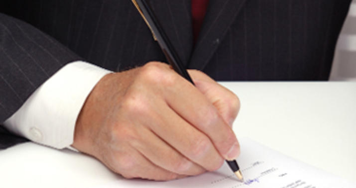 İxtiraçı ilə işəgötürən arasında müqavilə imzalanacaq