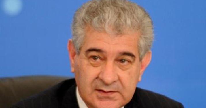 Əli Əhmədov YAP-ın seçki siyahısını şərh etdi