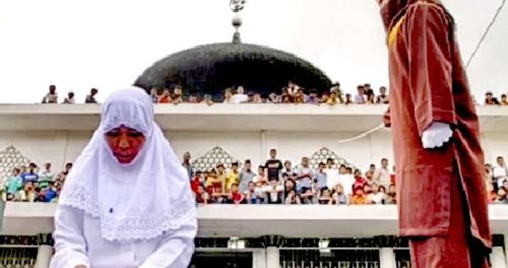 "Əxlaq mühafizəçiləri"ndən gənc qadına qarşı əxlaqsızlıq - FOTO